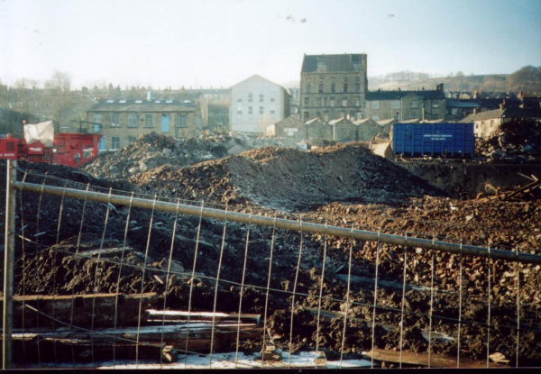 The old Drury Adams Mill - Palatine Street -looking towards Holcombe 
to be catalogued
Keywords: 1998