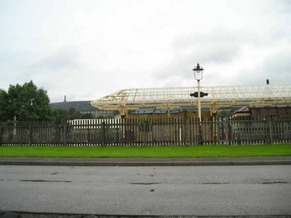 The new canopy at Ramsbottom Station 
16-Transport-03-Trains and Railways-000-General
Keywords: 2007
