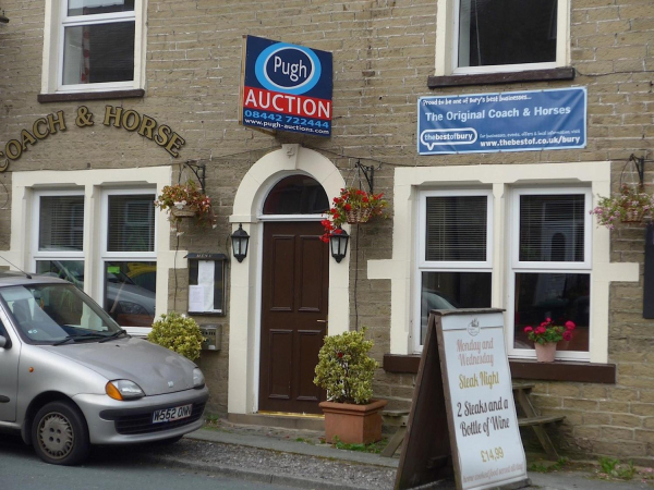 The Coach and Horses for auction, Edenfield  11 Sep 14
17-Buildings and the Urban Environment-05-Street Scenes-011-Edenfield
Keywords: 2014