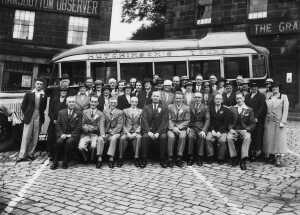 Mixed group outside Grants Arms & Ramsbottom Observer 1930  ? Businessmens outing -Hutchinson1s coach in background 
14-Leisure-05-Pubs-012-Grant Arms
Keywords: 1945