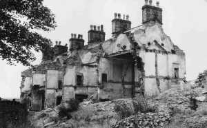 (possibly 2 - 24) Starling Street being demolished - after 1940
17-Buildings and the Urban Environment-05-Street Scenes-019-Nuttall area
Keywords: 1945