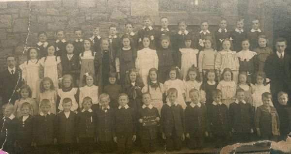 Hazlehurst Infants School Class B -1910
05-Education-01-Primary Schools-004-Hazlehurst Primary School
Keywords: 0