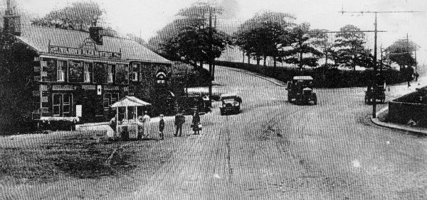 Stall outside Hare & Hounds, Holcombe Brook. Car, lorry and horse-drawn vehicles - late 1920s Enlarged photocopy of postcard. Looking up Lumb Carr Road, Bolton Road West
17-Buildings and the Urban Environment-05-Street Scenes-013-Holcombe Brook Area
Keywords: 0