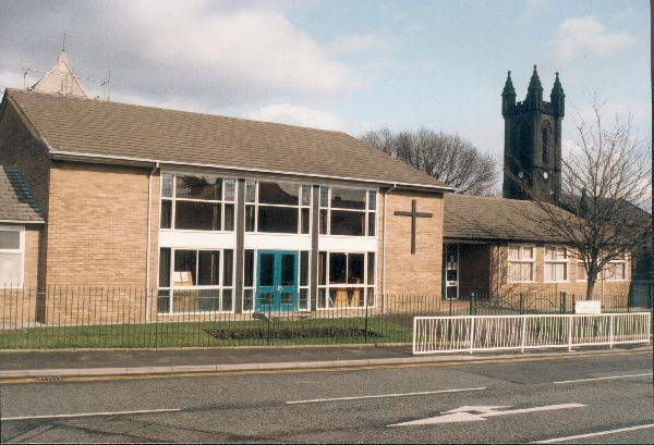 St Andrews School-? photo of 1992 exterior
06-Religion-01-Church Buildings-002-Church of England  -  St. Andrew, Bolton Street, Ramsbottom
Keywords: 0