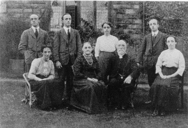 Simmonds family. Rev. D.E.M. Simmonds, Vicar St Andrews 1906/21, taken early 1900s. b: in garden with family [see card far details]
06-Religion-01-Church Buildings-002-Church of England  -  St. Andrew, Bolton Street, Ramsbottom
Keywords: 0