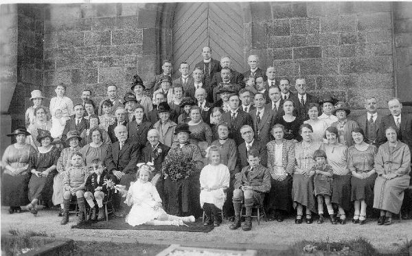 Stubbins Congregational Church. Right side entrance Group of members with minister Rev  (Criste ? spelling) } 1920s
17-Buildings and the Urban Environment-05-Street Scenes-027-Stubbins Lane and Stubbins area
Keywords: 1985