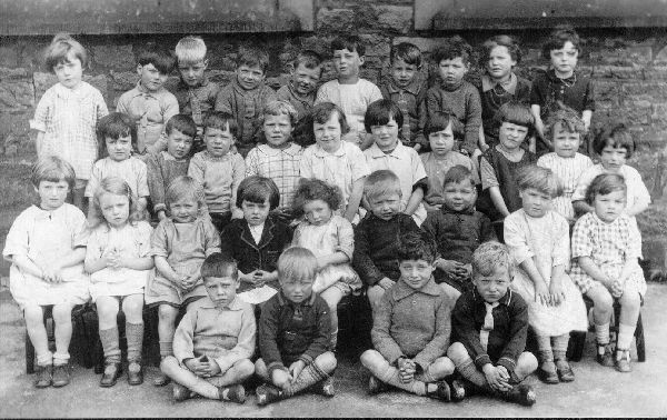 Hazelhurst School 4 Photos. 1928 -1930
05-Education-01-Primary Schools-004-Hazlehurst Primary School
Keywords: 0
