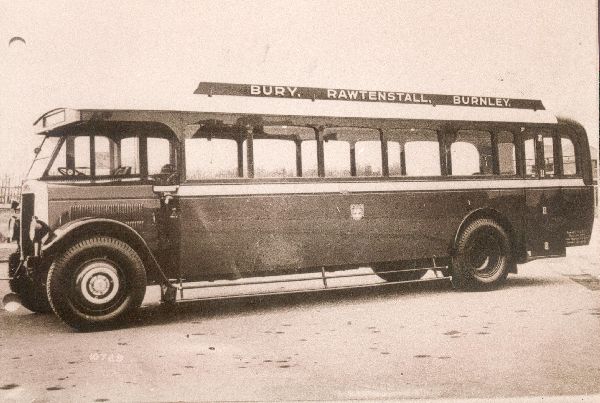 Bus Leyland LT5 Fleet 23. Reg TF7712. New 1932 Renumbered 1 in 1932. Scrapped 1946
16-Transport-02-Trams and Buses-000-General
Keywords: 1985