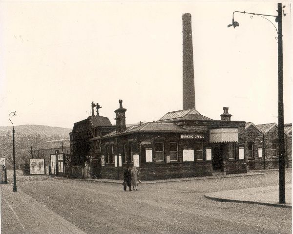 Ramsbottom original station opened 1846. 1930's scene 
to be catalogued
Keywords: 1985