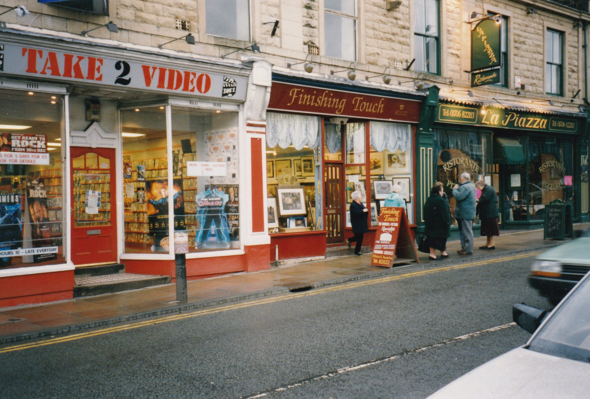 Bolton Street 1980s & 1990s
17-Buildings and the Urban Environment-05-Street Scenes-031 Bolton Street
Keywords: 1980