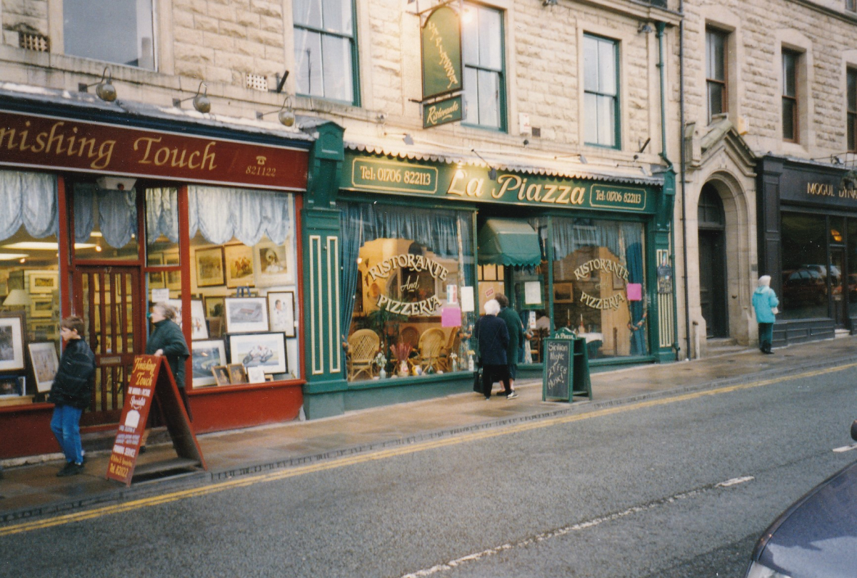 Bolton Street 1980s & 1990s
17-Buildings and the Urban Environment-05-Street Scenes-031 Bolton Street
Keywords: 1980