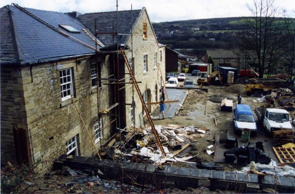 Old stable block, Barwood Lea - Square street area
17-Buildings and the Urban Environment-05-Street Scenes-026-Square Street area
Keywords: 1994