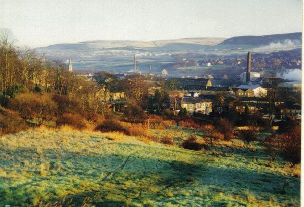 View of Ramsbottom from Holcombe 
18-Agriculture and the Natural Environment-03-Topography and Landscapes-000-General
Keywords: 1995