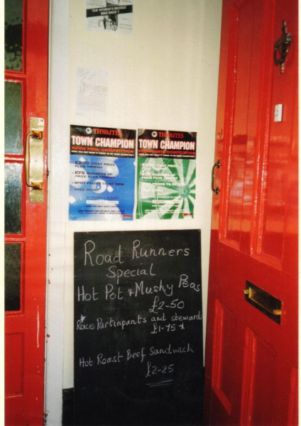 Road runners special at the Rose and Crown  cycle race day
14-Leisure-05-Pubs-036-Rose and Crown
Keywords: 1995
