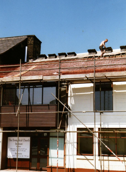 Re-tiling the Evangelical Church roof 
06-Religion-02-Church Activities-024-Trinity Grace Church - Evangelical
Keywords: 1997