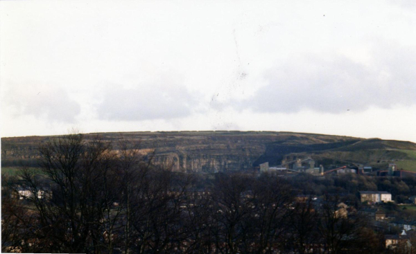 The Quarry at Shuttleworth 
17-Buildings and the Urban Environment-05-Street Scenes-023-Shuttleworth Area
Keywords: 1997