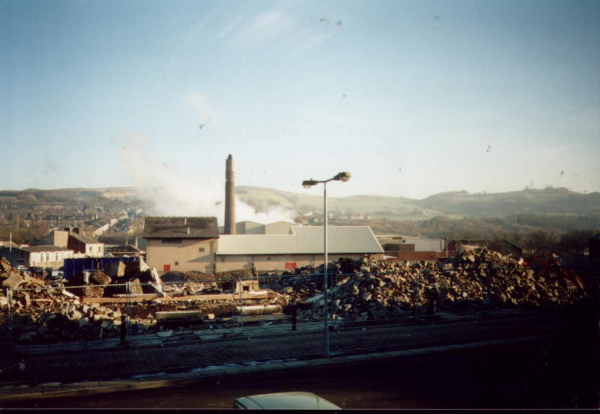 The old Drury Adams Mill - Palatine Street -looking towards Fletcher bank 
to be catalogued
Keywords: 1998