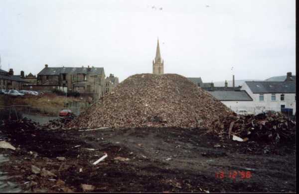 Buried Treasure - Ex Joseph Strang Engineer 
17-Buildings and the Urban Environment-05-Street Scenes-026-Square Street area
Keywords: 1998