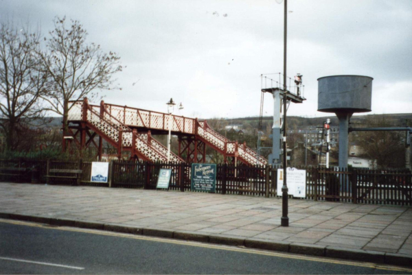 Footbridge at Ramsbottom Station 
16-Transport-03-Trains and Railways-000-General
Keywords: 1998