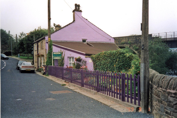 Summerseat in colour
17-Buildings and the Urban Environment-05-Street Scenes-028-Summerseat area
Keywords: 1999