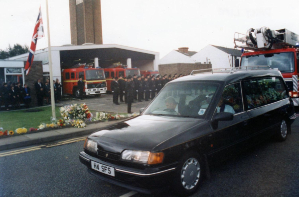 Guard of honour for Paul Metcalf outside the Fire Station on Stubbins Lane
17-Buildings and the Urban Environment-05-Street Scenes-027-Stubbins Lane and Stubbins area

Keywords: 1999