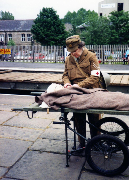 Medic at work - Ramsbottom War Weekend
14-Leisure-04-Events-003-1940s weekends

Keywords: 1999