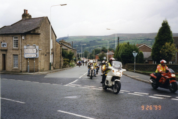 Motorcycle cavlacade sweep through Edenfield from Rawtenstall
14-Leisure-02-Sport and Games-007-Cycling and Cycle Races
Keywords: 1999