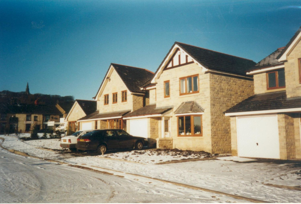 First in - on Morado building site 
to be catalogued
Keywords: 2001