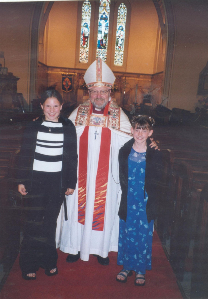 The Bishop of Bolton with Ruth Lord and Victoria Hibbert - St Pauls' Church
06-Religion-02-Church Activities-001-Church of England  - St. Paul, Bridge Street, Ramsbottom
Keywords: 0