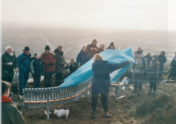 Unveiling the Millennium Bench on Holcombe Hill
18-Agriculture and the Natural Environment-03-Topography and Landscapes-001-Holcombe Hill
Keywords: 2001