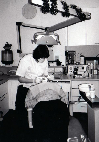 At the dentists
people
Keywords: 2002