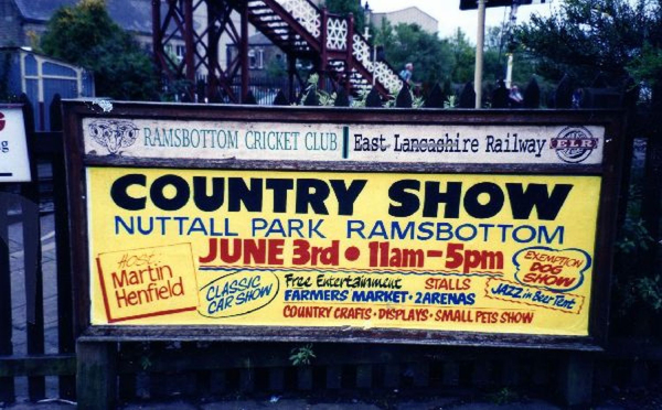 Country Show - Nuttall Park 3rd June 2002
14-Leisure-04-Events-001-Nuttall Park Events
Keywords: 2002