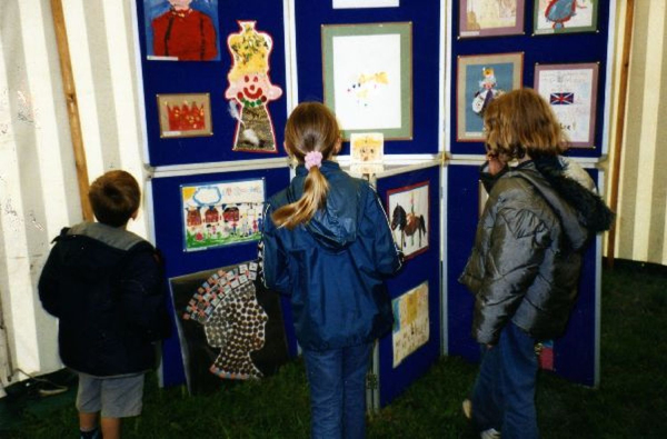 Country Show - Nuttall Park 3rd June 2002
14-Leisure-04-Events-001-Nuttall Park Events
Keywords: 2002