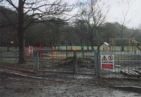Updating play area in Nuttall Park
14-Leisure-01-Parks and Gardens-001-Nuttall Park General
Keywords: 2003