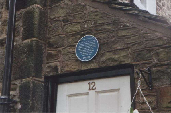 Chatterton Riot Plaque
17-Buildings and the Urban Environment-05-Street Scenes-032 Chatterton Area
Keywords: 2003