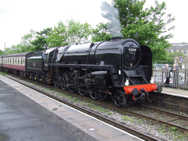 9F Standard Locomotive arrives at Ramsbottom Station - June Steam Event 
16-Transport-03-Trains and Railways-000-General
Keywords: 2006