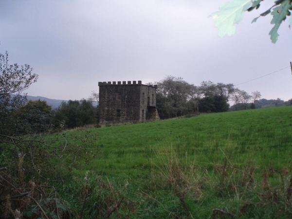 Tenter Tower 
17-Buildings and the Urban Environment-05-Street Scenes-027-Stubbins Lane and Stubbins area

Keywords: 2006