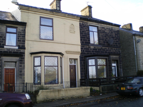 Houses in Callender Street - an unspolit Victorian Street
17-Buildings and the Urban Environment-05-Street Scenes-005-Callender to Albert Street
Keywords: 2007