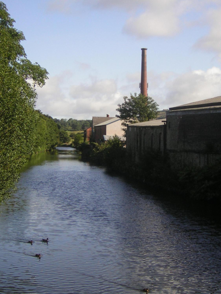 View of River Irwell towards Stubbins taken from Ramsbottom Wharf
17-Buildings and the Urban Environment-05-Street Scenes-027-Stubbins Lane and Stubbins area
Keywords: 2007