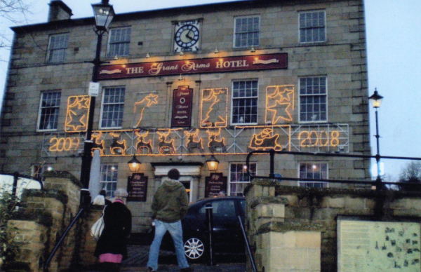 Grant Arms, Market Place
14-Leisure-05-Pubs-012-Grant Arms
Keywords: 2008