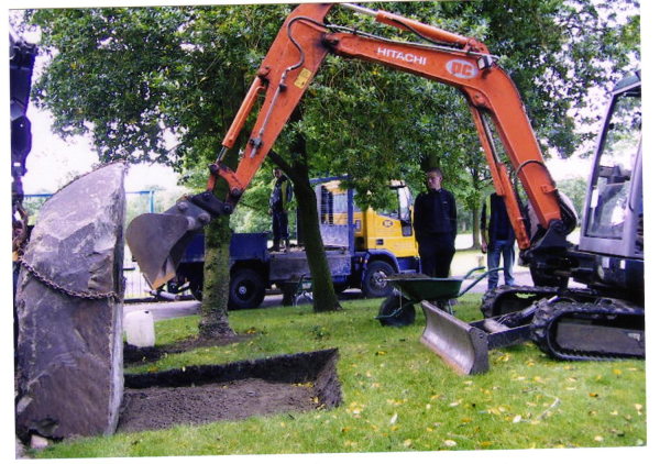 Positioning the stone in Nuttall Park
14-Leisure-01-Parks and Gardens-001-Nuttall Park General
Keywords: 2008