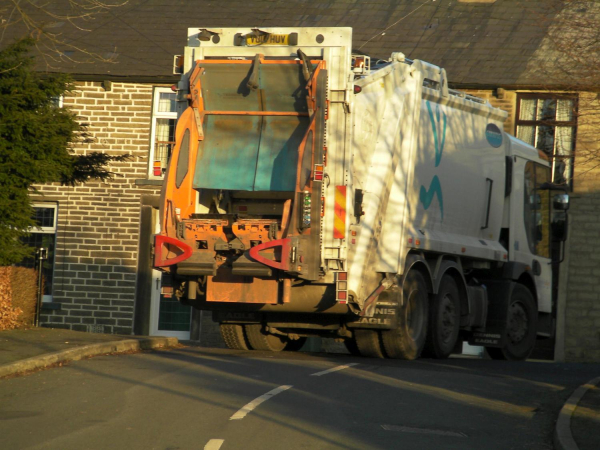 Refuse Wagon in Edenfield
17-Buildings and the Urban Environment-05-Street Scenes-011-Edenfield
Keywords: 2011