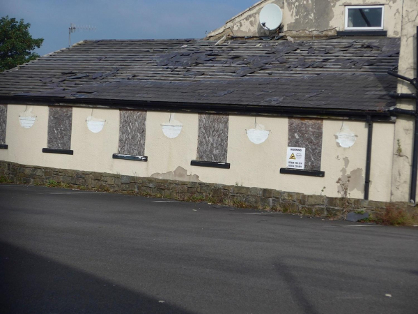 Vacated Horse and Jockey, Edenfield  2 Aug 14
17-Buildings and the Urban Environment-05-Street Scenes-011-Edenfield
Keywords: 2014