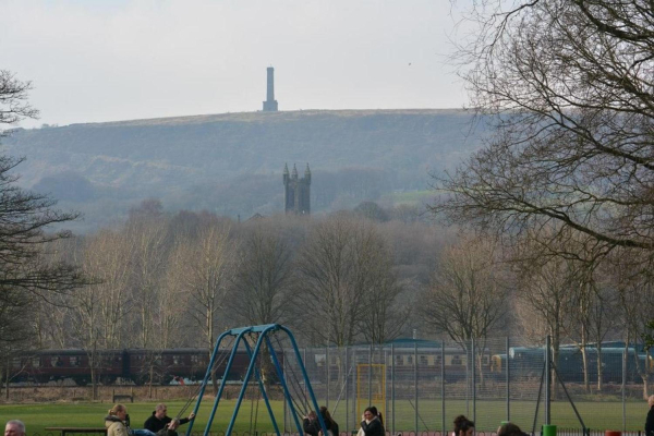 Peel Tower from Nuttall Park-March 2014
14-Leisure-01-Parks and Gardens-001-Nuttall Park General
Keywords: 2014