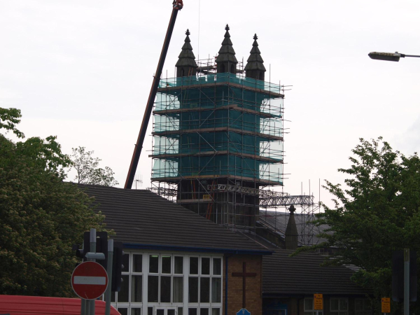 St Andrews Church crane in position ready for the lifting of the New Pinnacle
06-Religion-01-Church Buildings-002-Church of England  -  St. Andrew, Bolton Street, Ramsbottom
Keywords: 2014