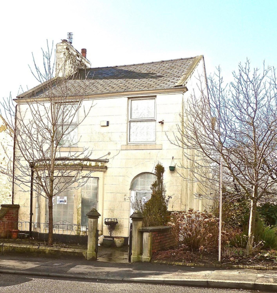 Market St to left, Market Place to right, Edenfield  - 21 Feb
17-Buildings and the Urban Environment-05-Street Scenes-011-Edenfield
Keywords: 2015