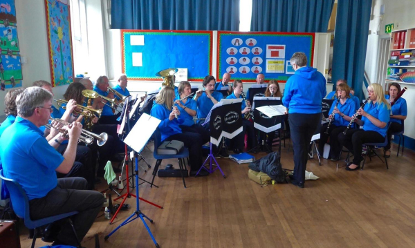 Valley Sounds Rossendale play at Edenfield School Summer Fair - 13 June
17-Buildings and the Urban Environment-05-Street Scenes-011-Edenfield
Keywords: 2015