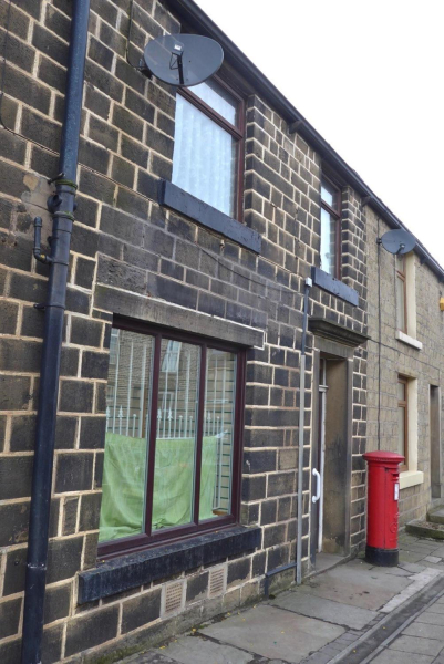 The Post Office , Edenfield
17-Buildings and the Urban Environment-05-Street Scenes-011-Edenfield
Keywords: 2015