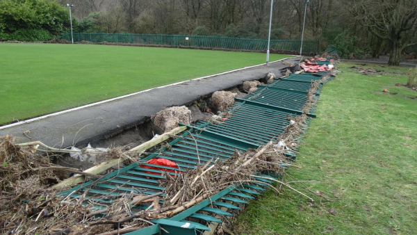 Bowling Green damage , Nuttall Park after the Boxing day floods
14-Leisure-01-Parks and Gardens-001-Nuttall Park General
Keywords: 2015