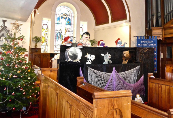 Puppets perform at the Christingle Service, Edenfield Parish Church? 18 Dec16
06-Religion-01-Church Buildings-004-Church of England -  Edenfield Parish Church
Keywords: 2016